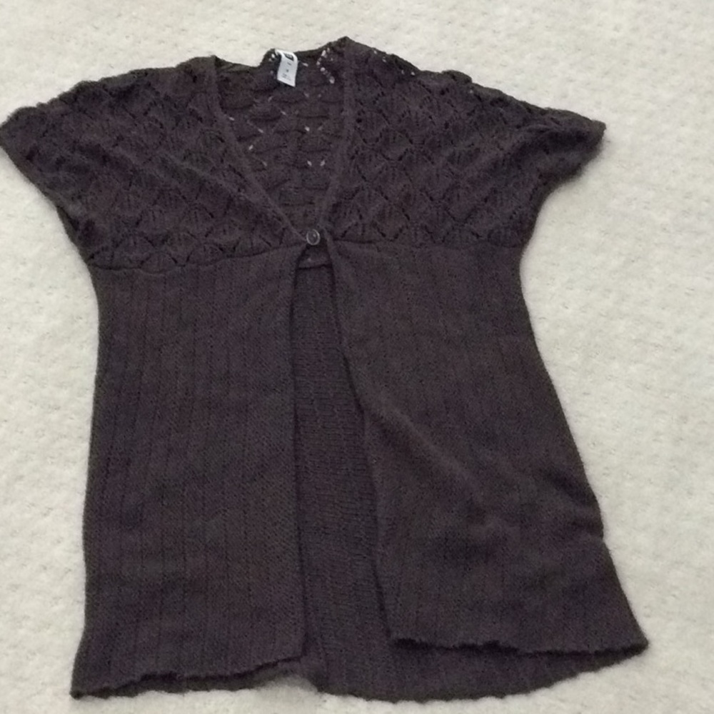 Crochet sweater - short sleeve